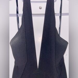 Tahari Plunging Neckline Cocktail/Date Night/ Head-turning Stunner